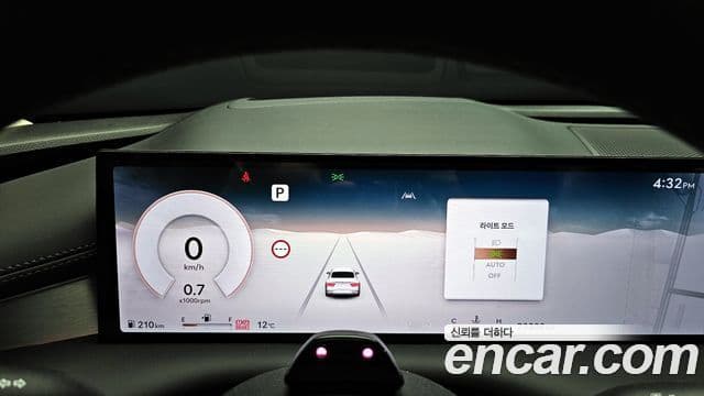 Genesis G80 (RG3) бензин 2.5 турбо AWD, 2026 8