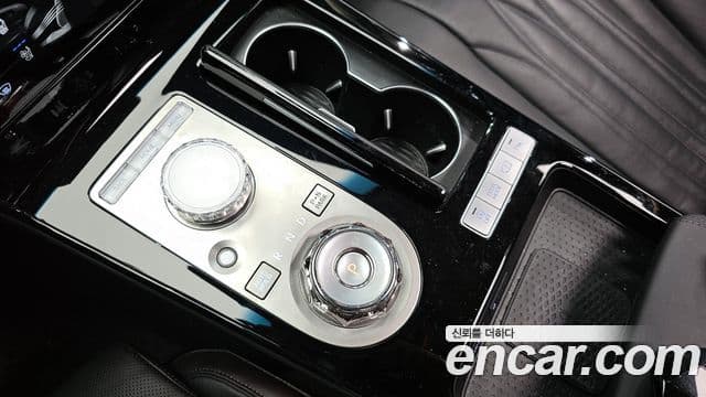 Genesis G80 (RG3) бензин 2.5 турбо AWD, 2026 9