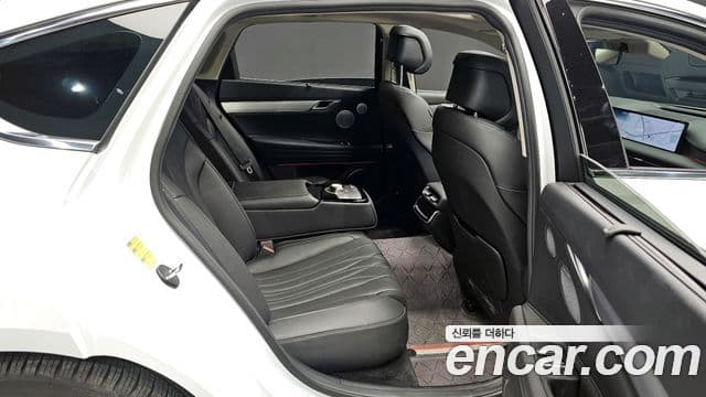 Genesis G80 (RG3) бензин 2.5 турбо AWD, 2026 12