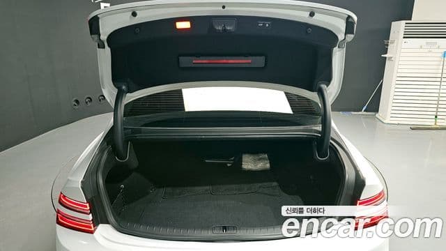 Genesis G80 (RG3) бензин 2.5 турбо AWD, 2026 20