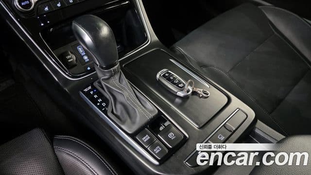 Hyundai Grandeur IG 3.0 LPi Modern (арендный автомобиль), 2019 9