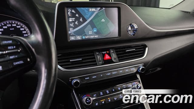 Hyundai Grandeur IG 3.0 LPi Modern (арендный автомобиль), 2019 14