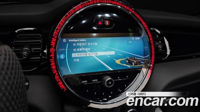 Mini Cooper кабриолет 3세대, 2024 16