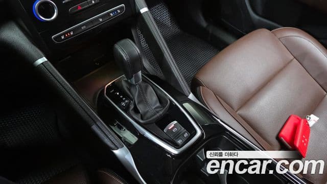 Renault Korea(Samsung) The / новый New QM6 2.0 LPe RE Signature 2WD, 2020 9