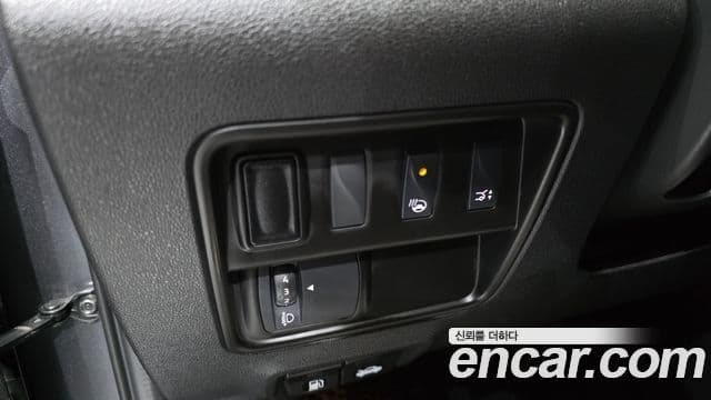 Renault Korea(Samsung) The / новый New QM6 2.0 LPe RE Signature 2WD, 2020 18