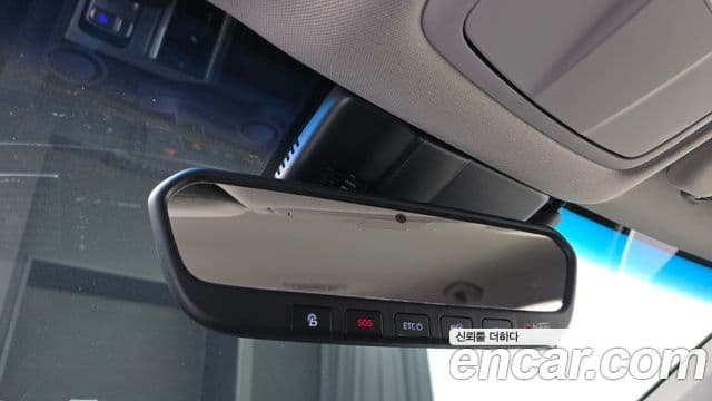 Genesis G80 Premium Luxury, 2017 16