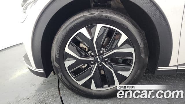 Kia EV6 Air, 2022 все фото