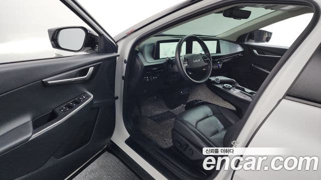 Kia EV6 Air, 2022 10