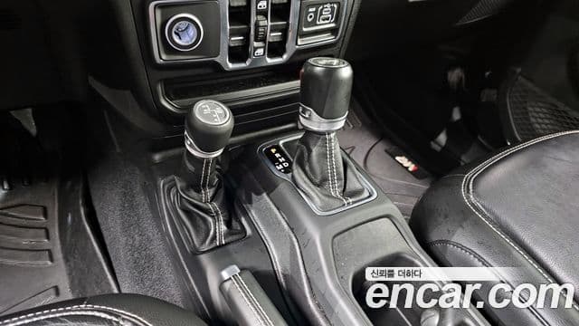 Jeep Wrangler (JL) 2.0 Overland 4도어, 2021 9