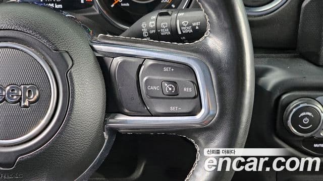 Jeep Wrangler (JL) 2.0 Overland 4도어, 2021 19