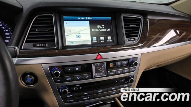 Genesis G80 Luxury, 2017 14