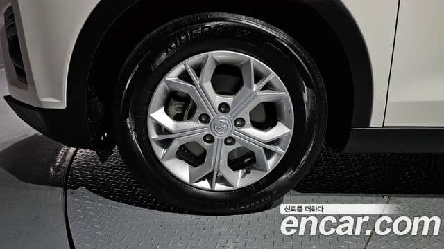 KG모빌리티(SsangYong) Berry New Tivoli V3, 2021 все фото