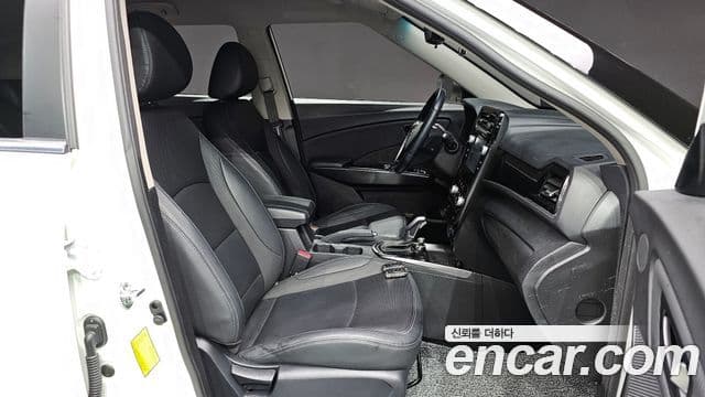 KG모빌리티(SsangYong) Berry New Tivoli V3, 2021 10
