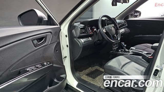 KG모빌리티(SsangYong) Berry New Tivoli V3, 2021 11