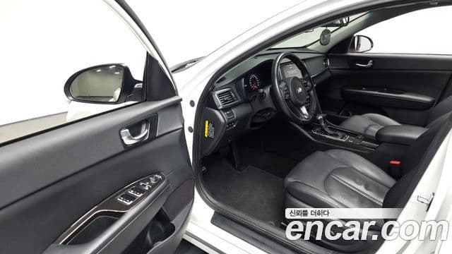 Kia K5 2세대 Noblesse, 2016 11