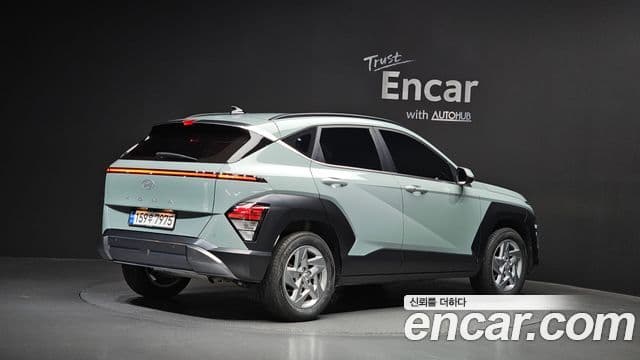 Hyundai Kona гибрид (SX2) Premium, 2023 2