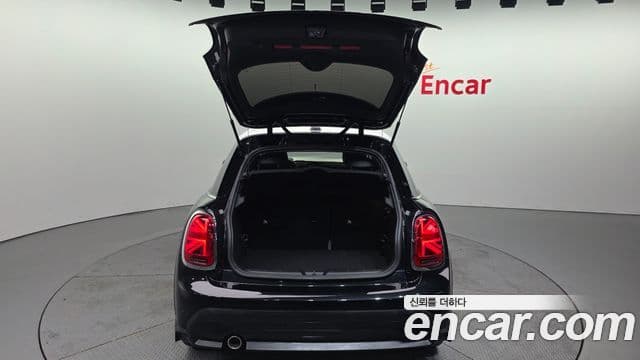 Mini Cooper 3세대, 2023 20