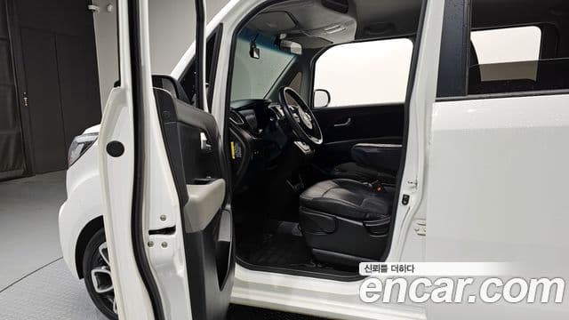 Kia The / новый New Ray Luxury, 2018 10