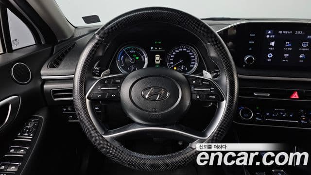 Hyundai Sonata гибрид (DN8) Modern, 2022 13