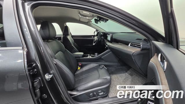 Kia K5 3세대 Noblesse, 2022 10