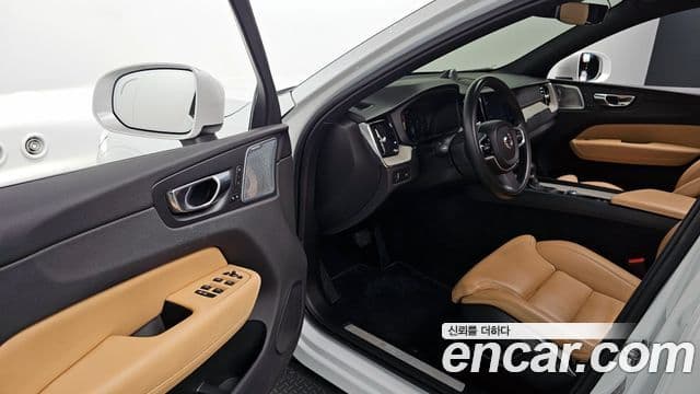 Volvo XC60 2세대 T6 Inscription, 2018 11