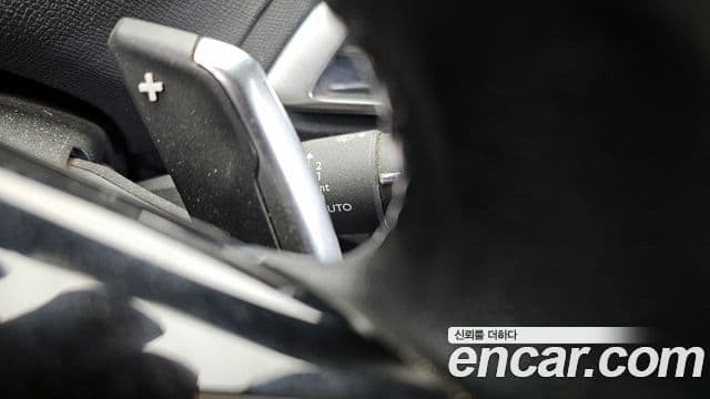 Peugeot 3008 2세대 1.6 BlueHDi Allure, 2018 17