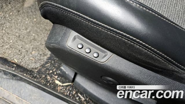 Peugeot 3008 2세대 1.6 BlueHDi Allure, 2018 19