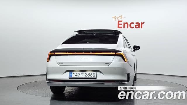 Kia The / новый New K8 гибрид Signature, 2026 4