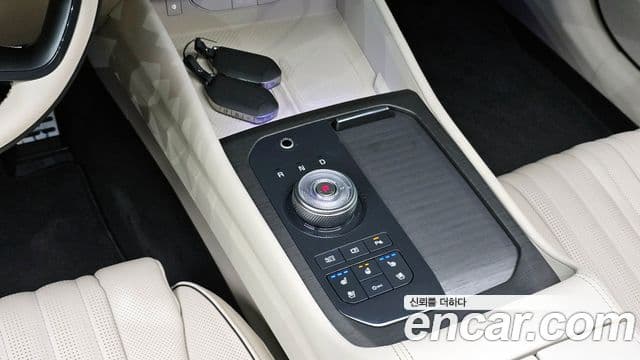Kia The / новый New K8 гибрид Signature, 2026 9