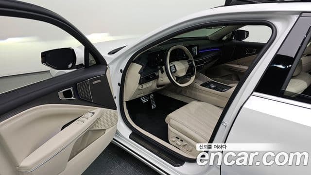 Kia The / новый New K8 гибрид Signature, 2026 12