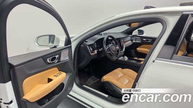 Volvo S60 3세대 B5 Inscription, 2021 10