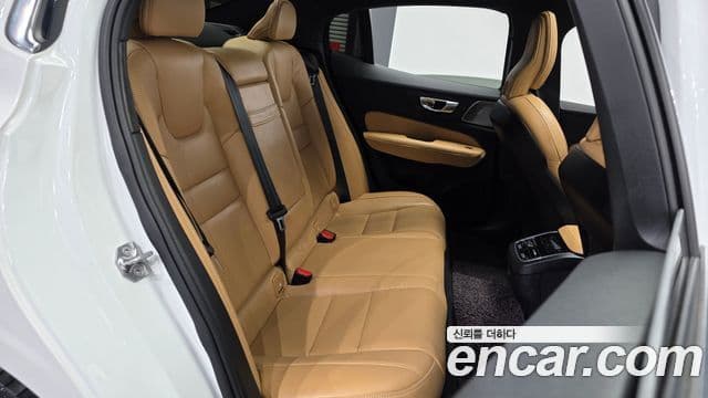 Volvo S60 3세대 B5 Inscription, 2021 12