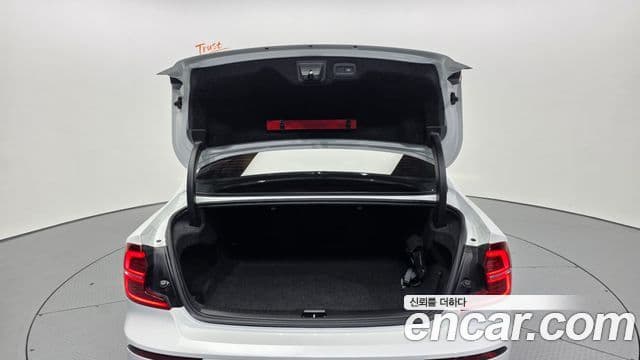 Volvo S60 3세대 B5 Inscription, 2021 20