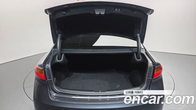 Kia All New K7 гибрид Special, 2018 20