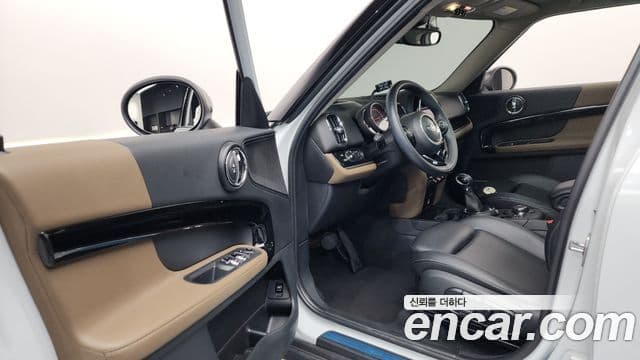 Mini Cooper D Countryman 2세대, 2017 10