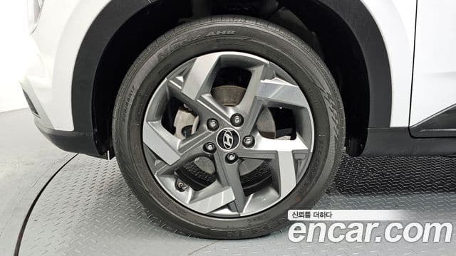 Hyundai Venue 1.6 Modern Plus, 2022 все фото