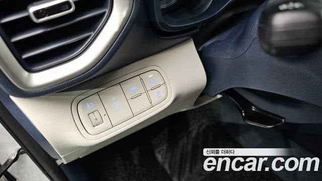 Hyundai Venue 1.6 Modern Plus, 2022 13