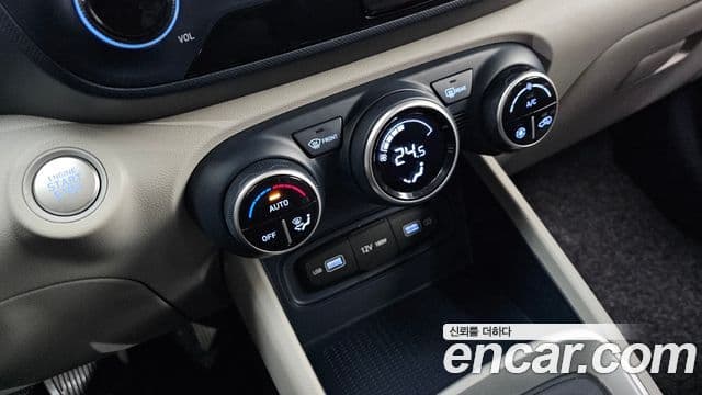 Hyundai Venue 1.6 Modern Plus, 2022 17