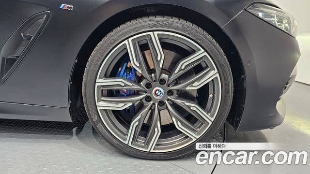 BMW 8시리즈 (G15) M850i xDrive Gran Coupe, 2024 все фото