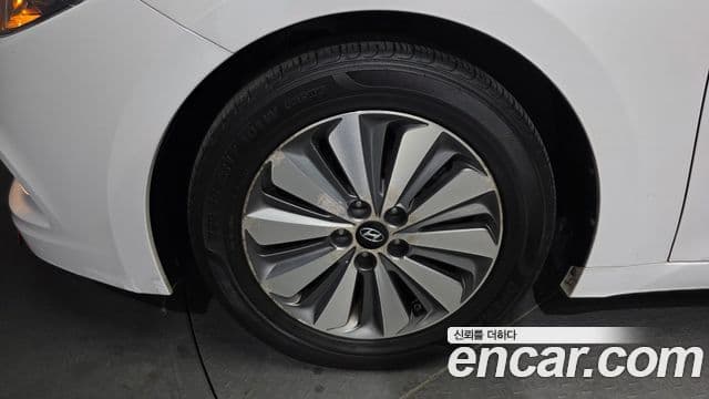 Hyundai Grandeur HG гибрид Premium, 2015 все фото