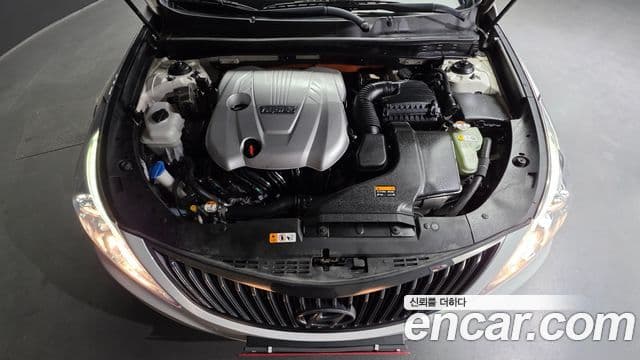 Hyundai Grandeur HG гибрид Premium, 2015 6