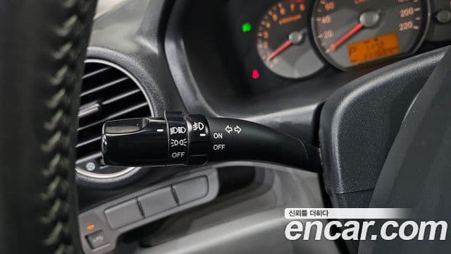 Kia 뉴카렌스 люксовая версия, 2007 16