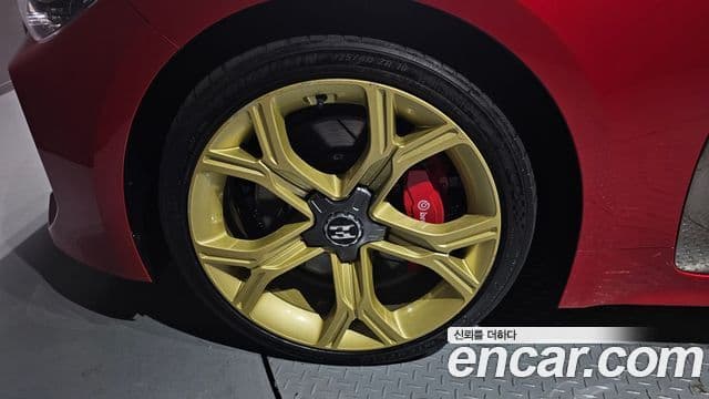 Kia 스팅어 GT, 2018 все фото