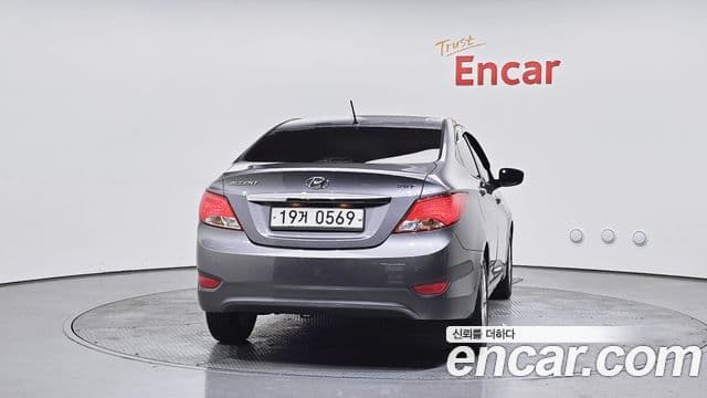 Hyundai Accent(новый кузов / новое поколение) Modern, 2016 4