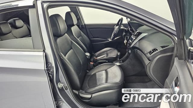 Hyundai Accent(новый кузов / новое поколение) Modern, 2016 13