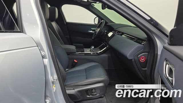 Land Rover Range Rover Velar 2.0 P400E Dynamic SE, 2025 4