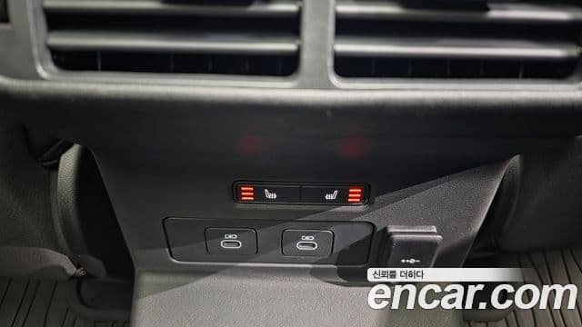 Land Rover Range Rover Velar 2.0 P400E Dynamic SE, 2025 17