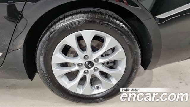 Kia K8 Noblesse Light, 2022 18
