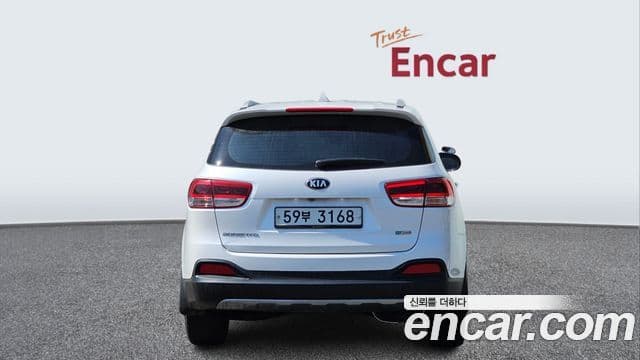 Kia All New Sorento Prestige, 2015 4