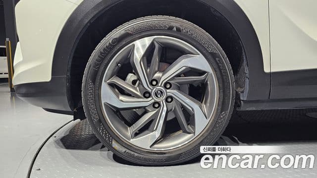 KG모빌리티(SsangYong) Beautiful Korando бензин 1.5 2WD C7, 2023 все фото